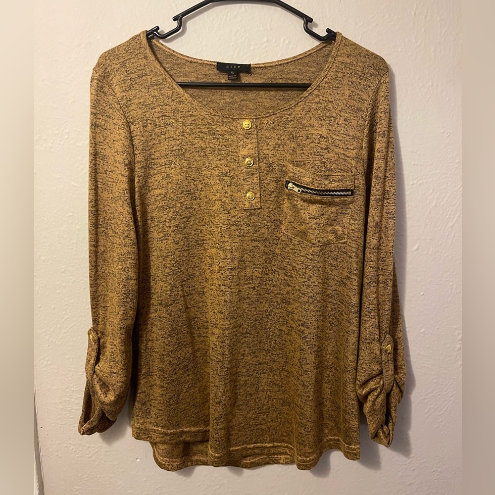Roll Tab Sleeve Blouse